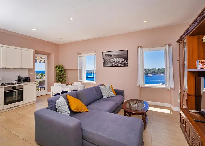 Sea Pearl Apartments By Duhomes
